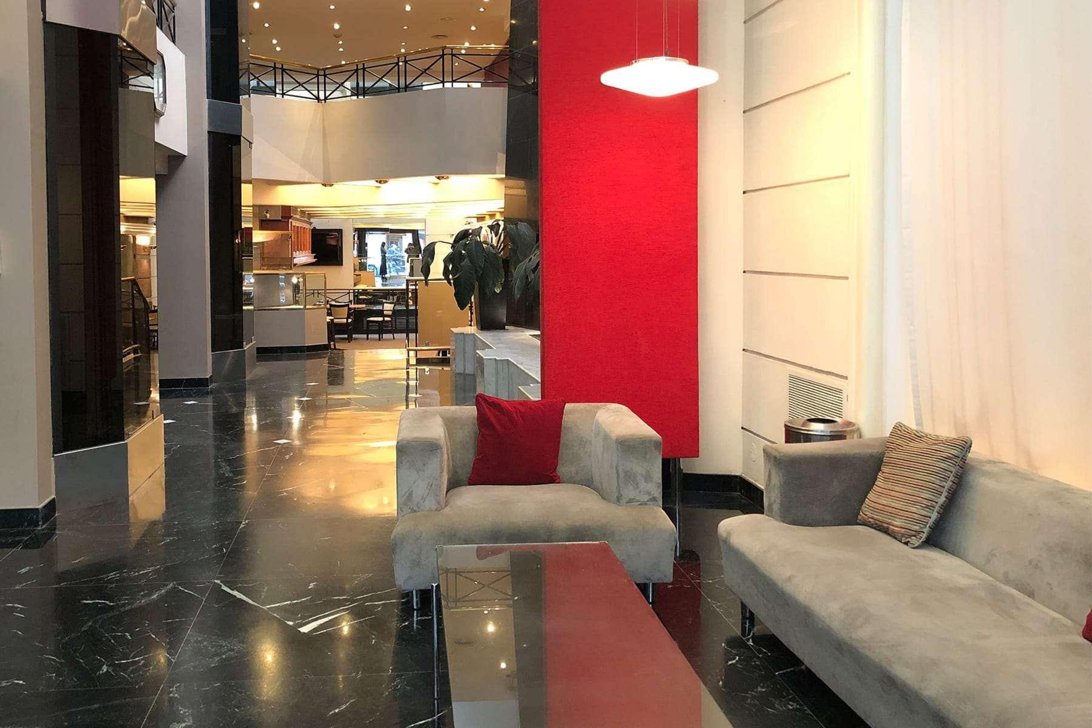 Ramada By Wyndham Buenos Aires Centro Bed & Breakfast Bagian luar foto