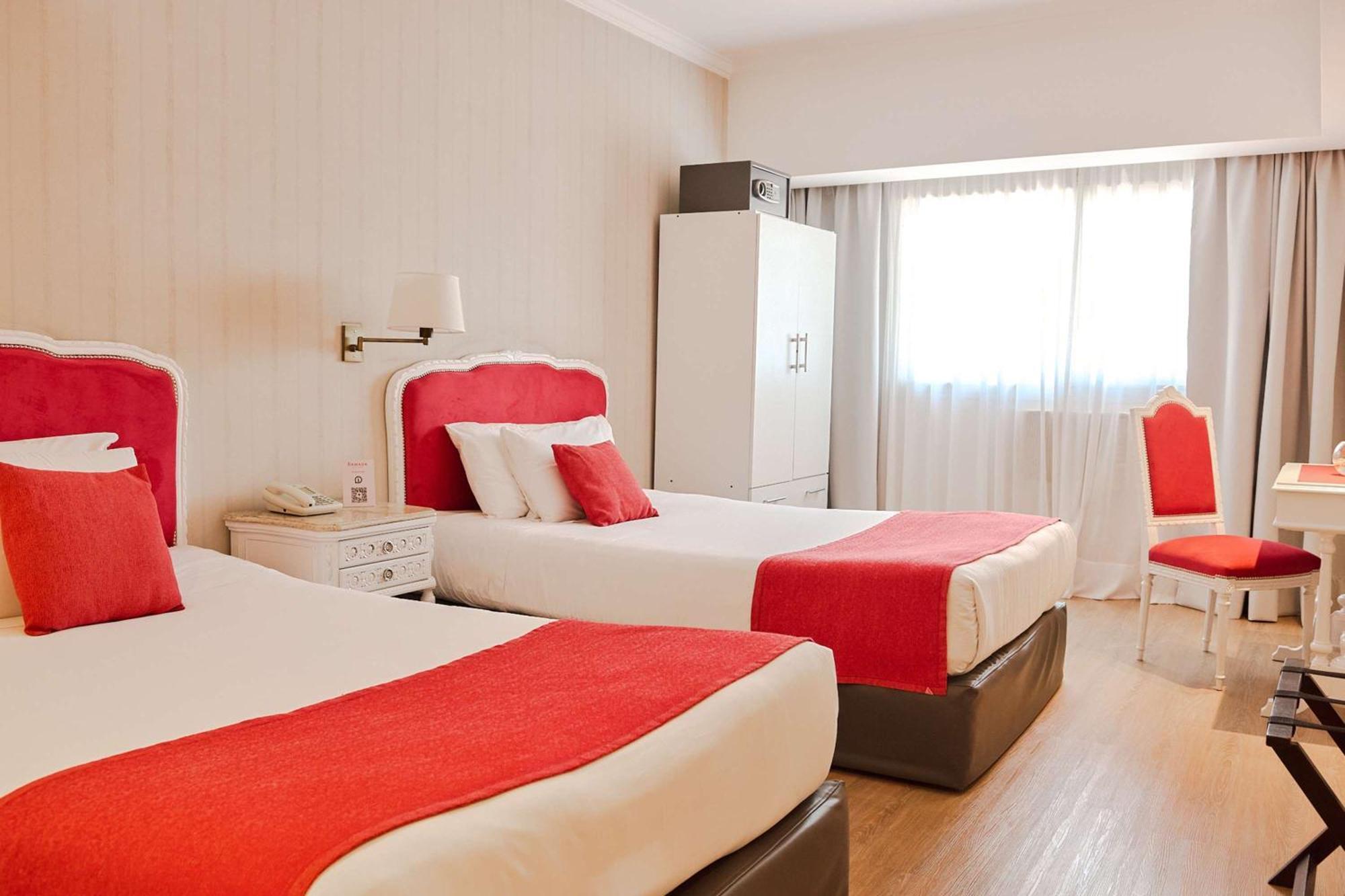 Ramada By Wyndham Buenos Aires Centro Bed & Breakfast Bagian luar foto