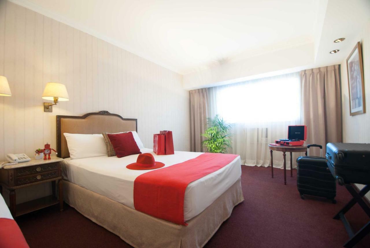Ramada By Wyndham Buenos Aires Centro Bed & Breakfast Bagian luar foto